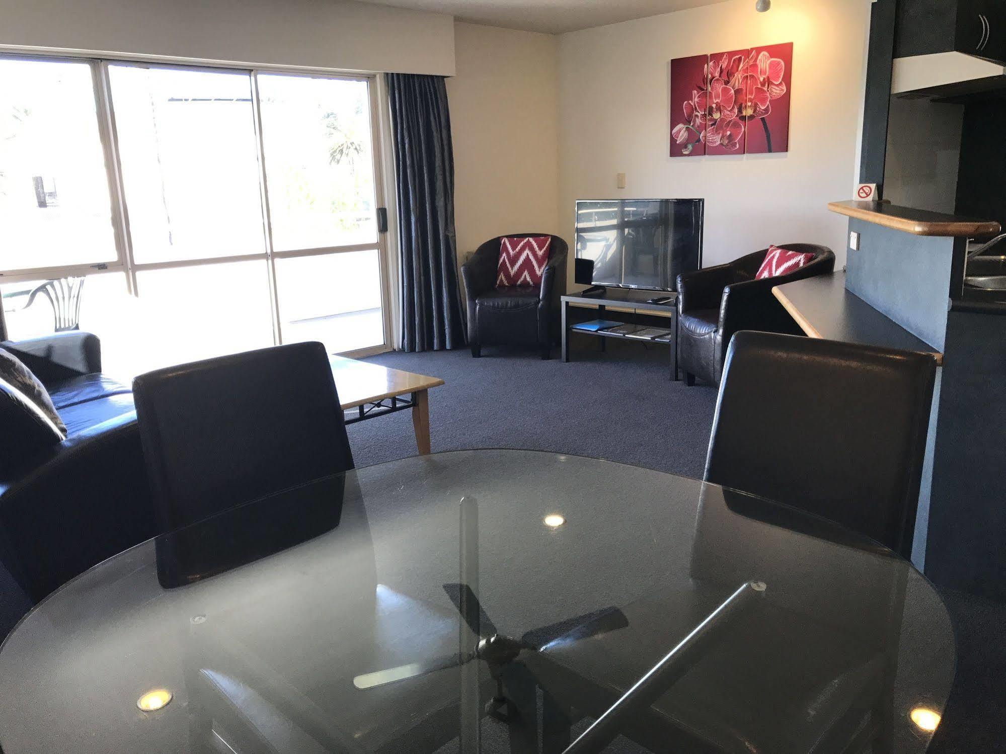 גיסבורן Pacific Harbour Motor Inn מראה חיצוני תמונה