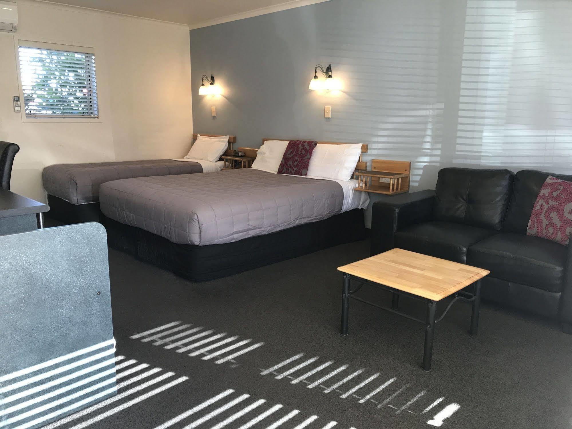 גיסבורן Pacific Harbour Motor Inn מראה חיצוני תמונה